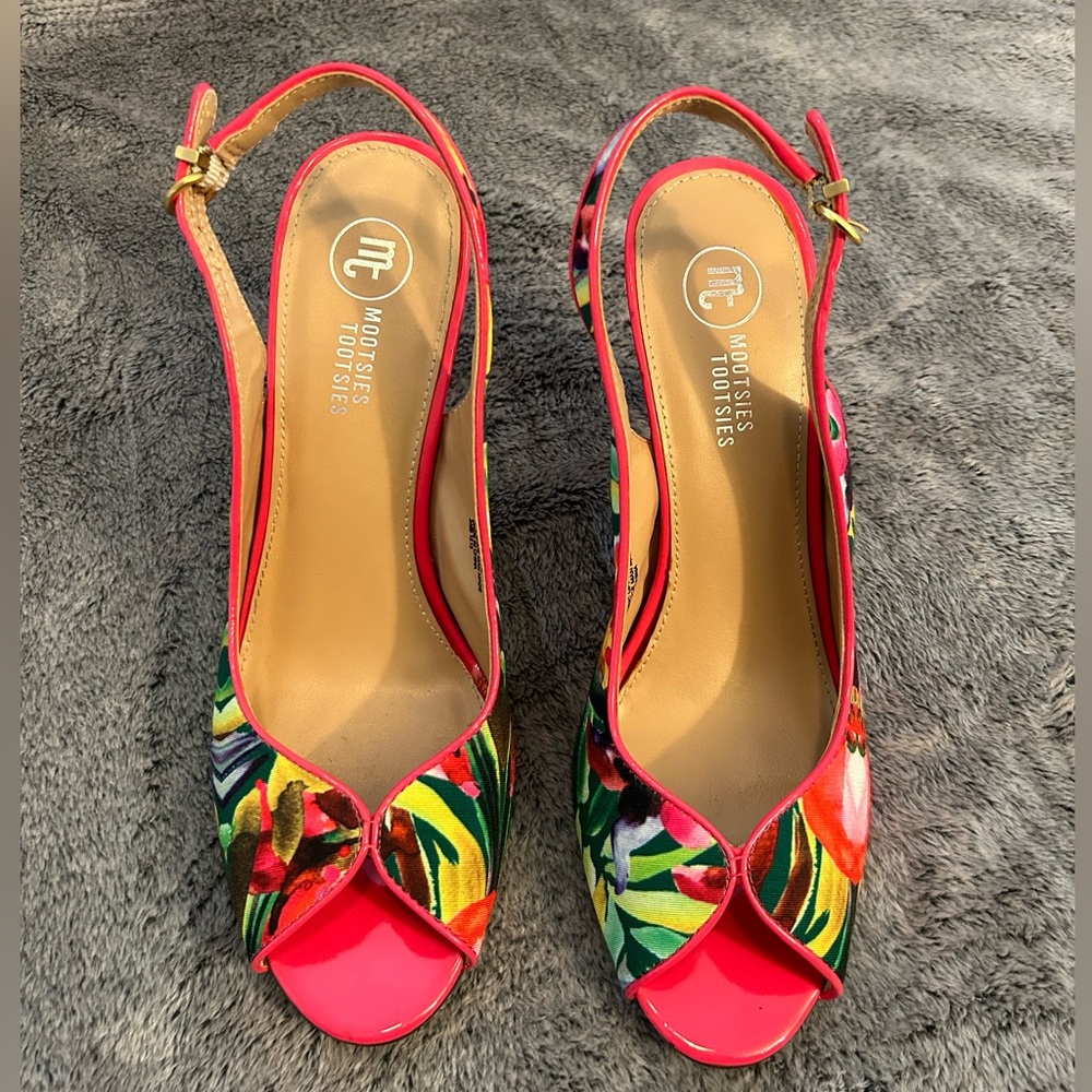 Mootsies Tootsie-Alyson Tropical Floral Peep Toe Sling Back. Size 10 - Picture 3 of 11